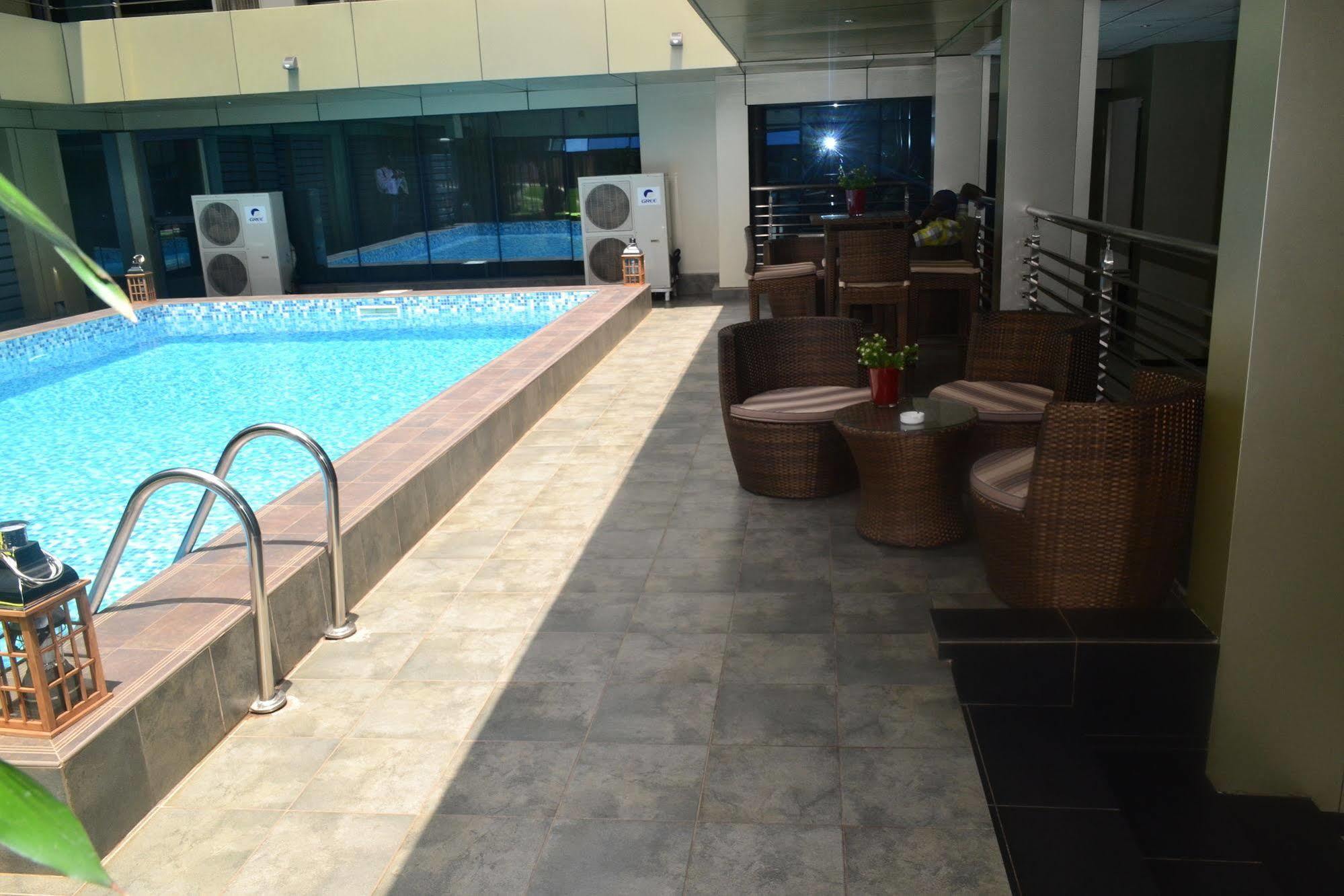 Hotel La Falaise Yaounde Yaoundé Exterior foto